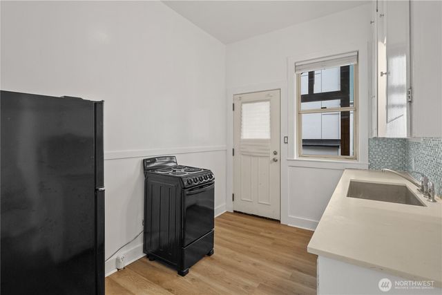6620 Carleton Avenue S, Seattle, WA 98108