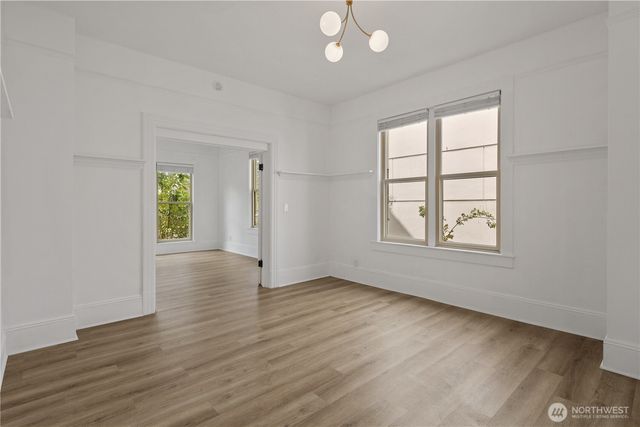 6620 Carleton Avenue S, Seattle, WA 98108