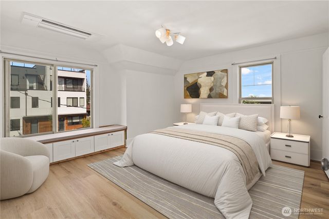 6620 Carleton Avenue S, Seattle, WA 98108