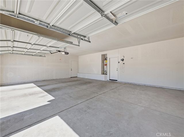 2021 W. Avenue J9, Lancaster, CA 93536