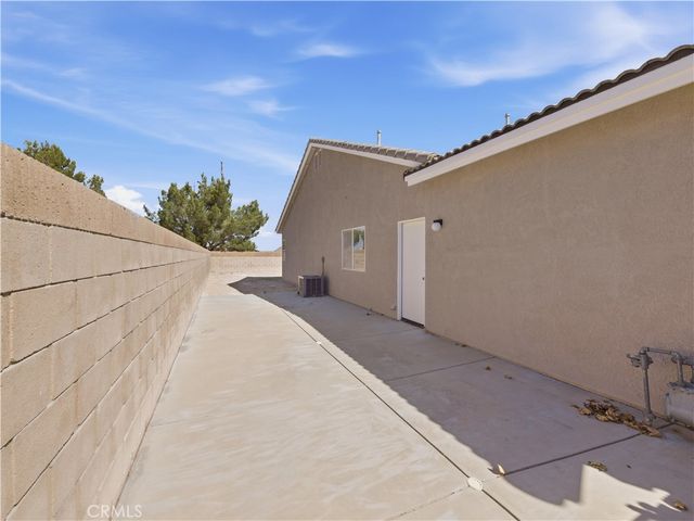 2021 W. Avenue J9, Lancaster, CA 93536
