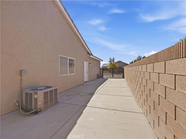 2021 W. Avenue J9, Lancaster, CA 93536