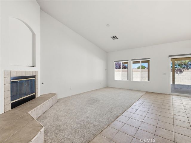 2021 W. Avenue J9, Lancaster, CA 93536