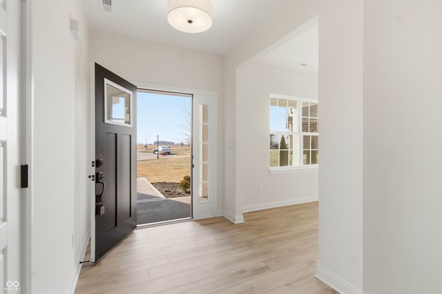 656 Jefferson Valley, Coatesville, IN 46121