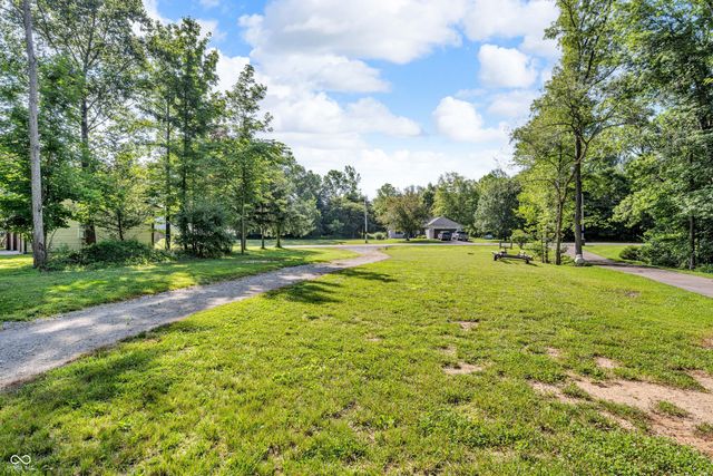 656 Jefferson Valley, Coatesville, IN 46121