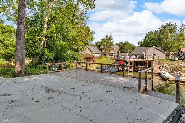 656 Jefferson Valley, Coatesville, IN 46121