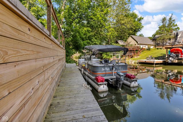 656 Jefferson Valley, Coatesville, IN 46121