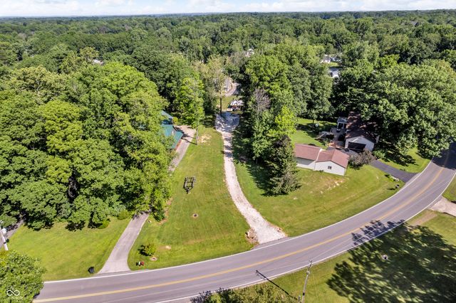 656 Jefferson Valley, Coatesville, IN 46121