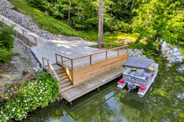 656 Jefferson Valley, Coatesville, IN 46121