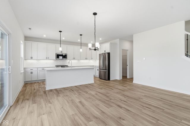 656 Jefferson Valley, Coatesville, IN 46121