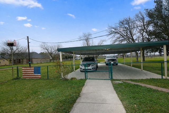 3033 Holy Road, Crosby, TX 77532