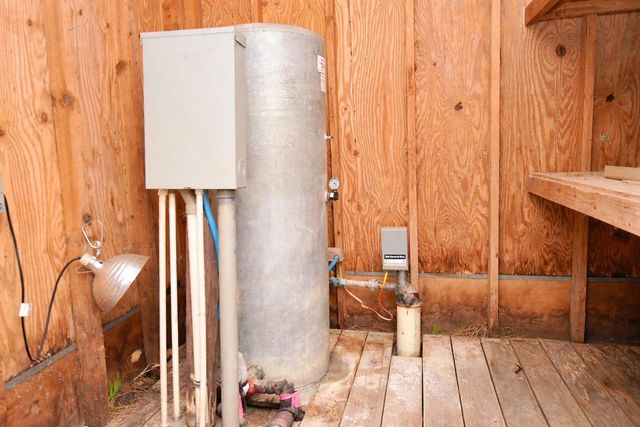 3033 Holy Road, Crosby, TX 77532