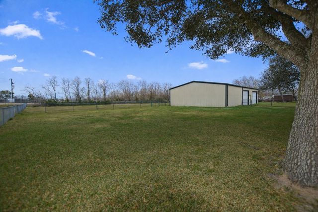 3033 Holy Road, Crosby, TX 77532