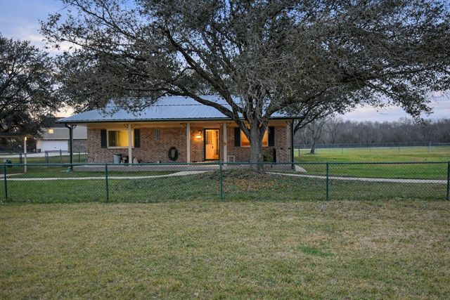 3033 Holy Road, Crosby, TX 77532