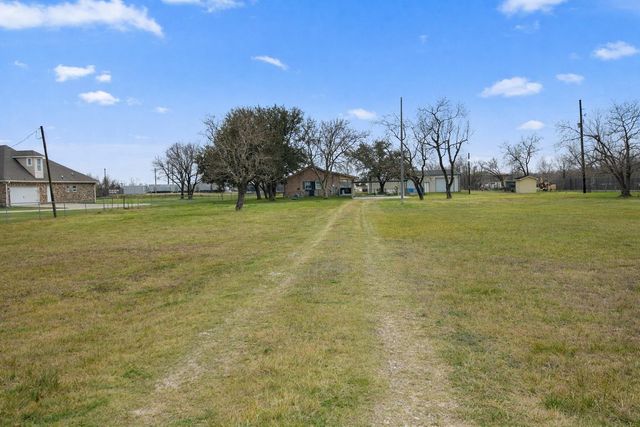 3033 Holy Road, Crosby, TX 77532