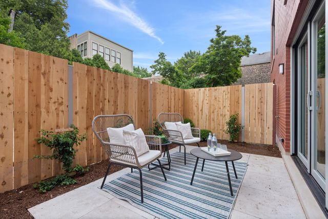 2329 N Cambridge Avenue C, Chicago, IL 60614