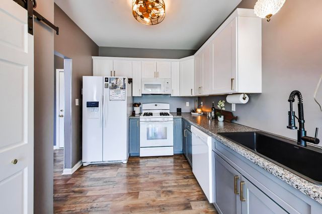 5494 Victoria Place, Crown Point, IN 46307