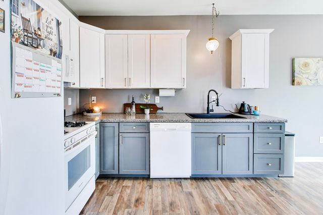 5494 Victoria Place, Crown Point, IN 46307