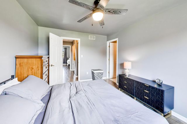 5494 Victoria Place, Crown Point, IN 46307