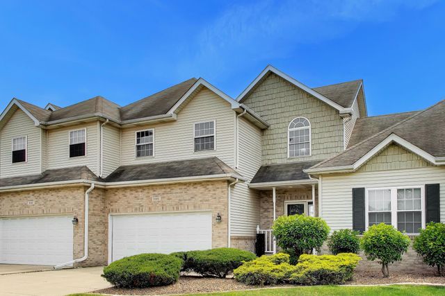 5494 Victoria Place, Crown Point, IN 46307