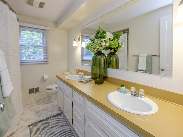 6343 Cypress Street, Portage, MI 49024