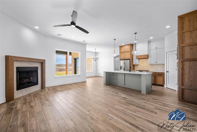 5867 Tadpole Dr, Elgin, OK 73538