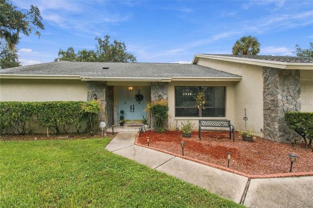 2621 BRIDLE DRIVE, Plant City, FL 33566