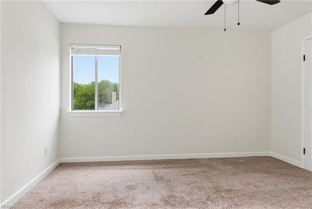 2044 Chicory ST, Virginia Beach, VA 23453