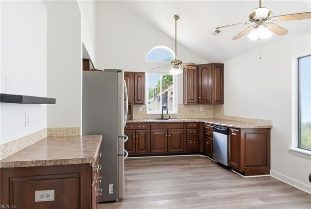 2044 Chicory ST, Virginia Beach, VA 23453