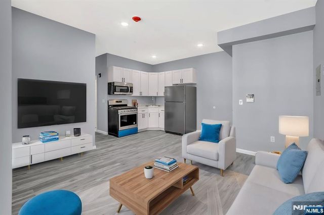 155-157 Clifton Avenue, Newark, NJ 07104