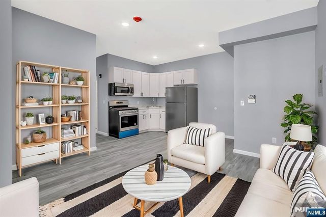 155-157 Clifton Avenue, Newark, NJ 07104