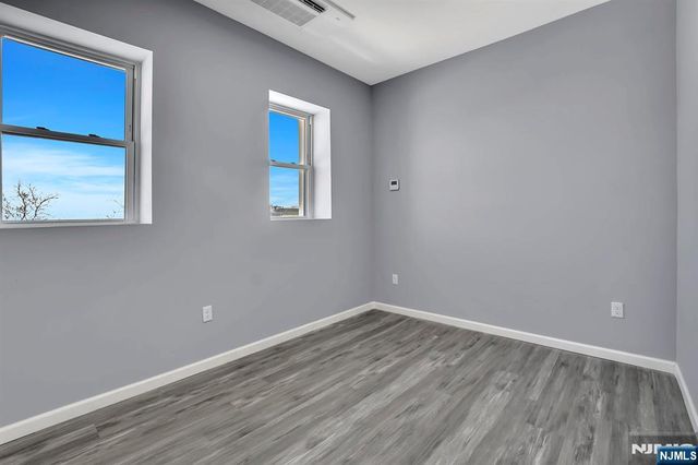 155-157 Clifton Avenue, Newark, NJ 07104