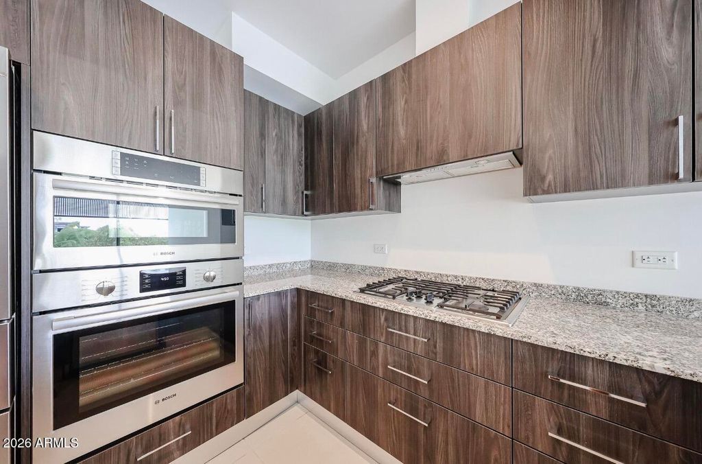 7180 E KIERLAND Boulevard 217, Scottsdale, AZ 85254 — photo 2