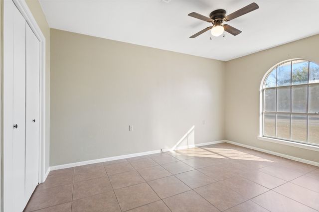 1206 Anetta Street, Bowie, TX 76230