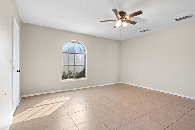 1206 Anetta Street, Bowie, TX 76230