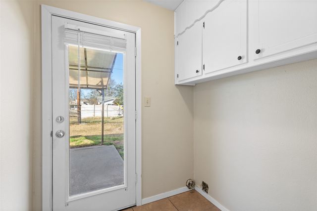 1206 Anetta Street, Bowie, TX 76230