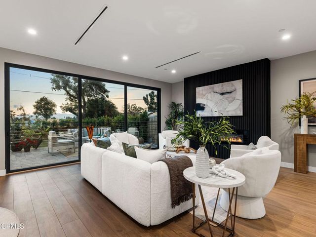 2223 Mar Vista Avenue, Altadena, CA 91001