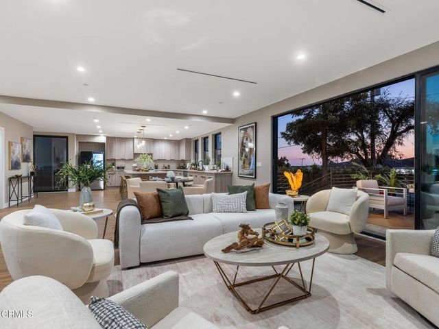 2223 Mar Vista Avenue, Altadena, CA 91001