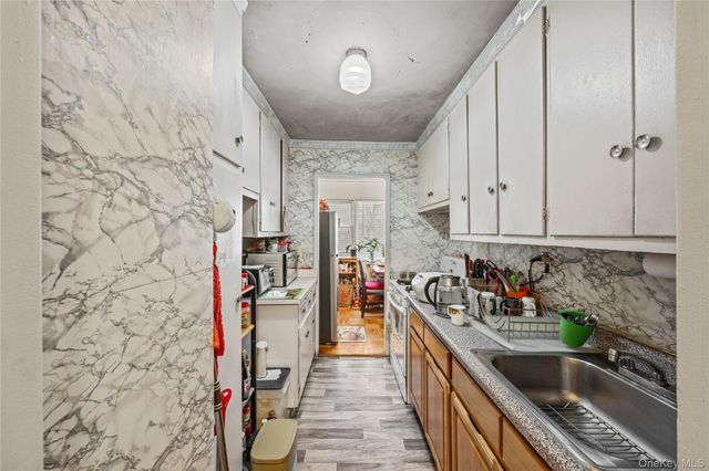 3131 Grand Concourse 2J, Bronx, NY 10468