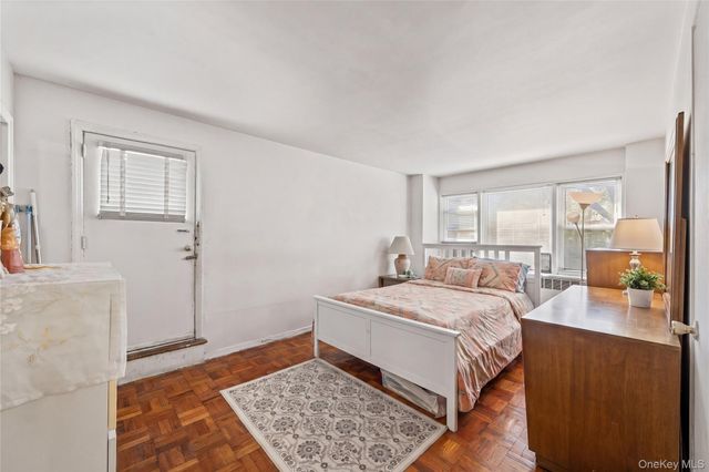 3131 Grand Concourse 2J, Bronx, NY 10468
