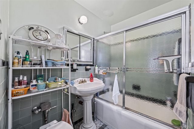 3131 Grand Concourse 2J, Bronx, NY 10468