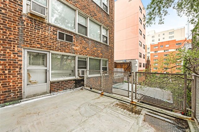 3131 Grand Concourse 2J, Bronx, NY 10468