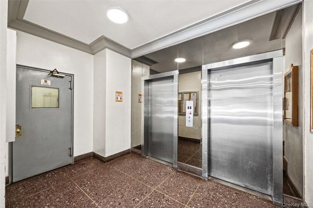 3131 Grand Concourse 2J, Bronx, NY 10468