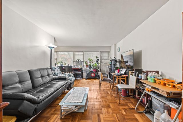 3131 Grand Concourse 2J, Bronx, NY 10468