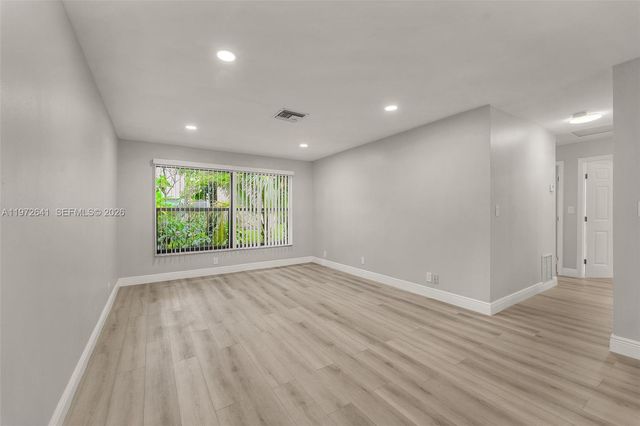 10375 NW 35th St 10375, Coral Springs, FL 33065