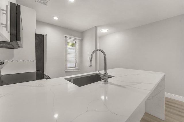 10375 NW 35th St 10375, Coral Springs, FL 33065