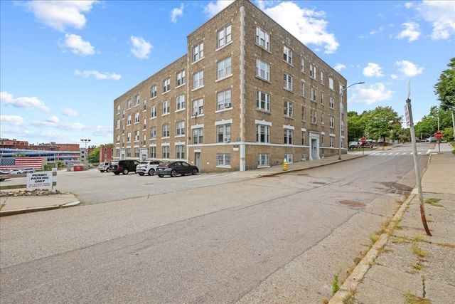 6 Chatham Pl 8, Worcester, MA 01609