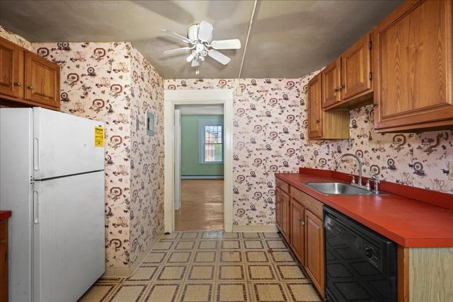 6 Chatham Pl 8, Worcester, MA 01609