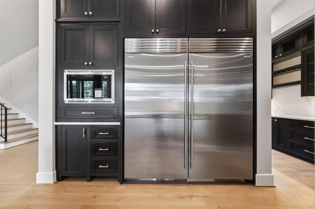 26 Valley Forge Drive, Houston, TX 77024