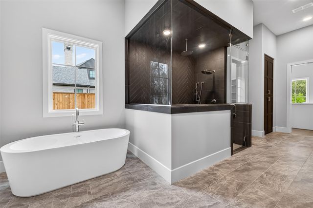 26 Valley Forge Drive, Houston, TX 77024